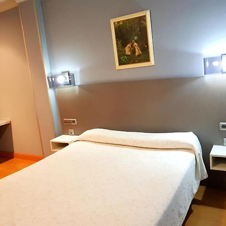 Hotel City House Las Lomas Ов'єдо Екстер'єр фото