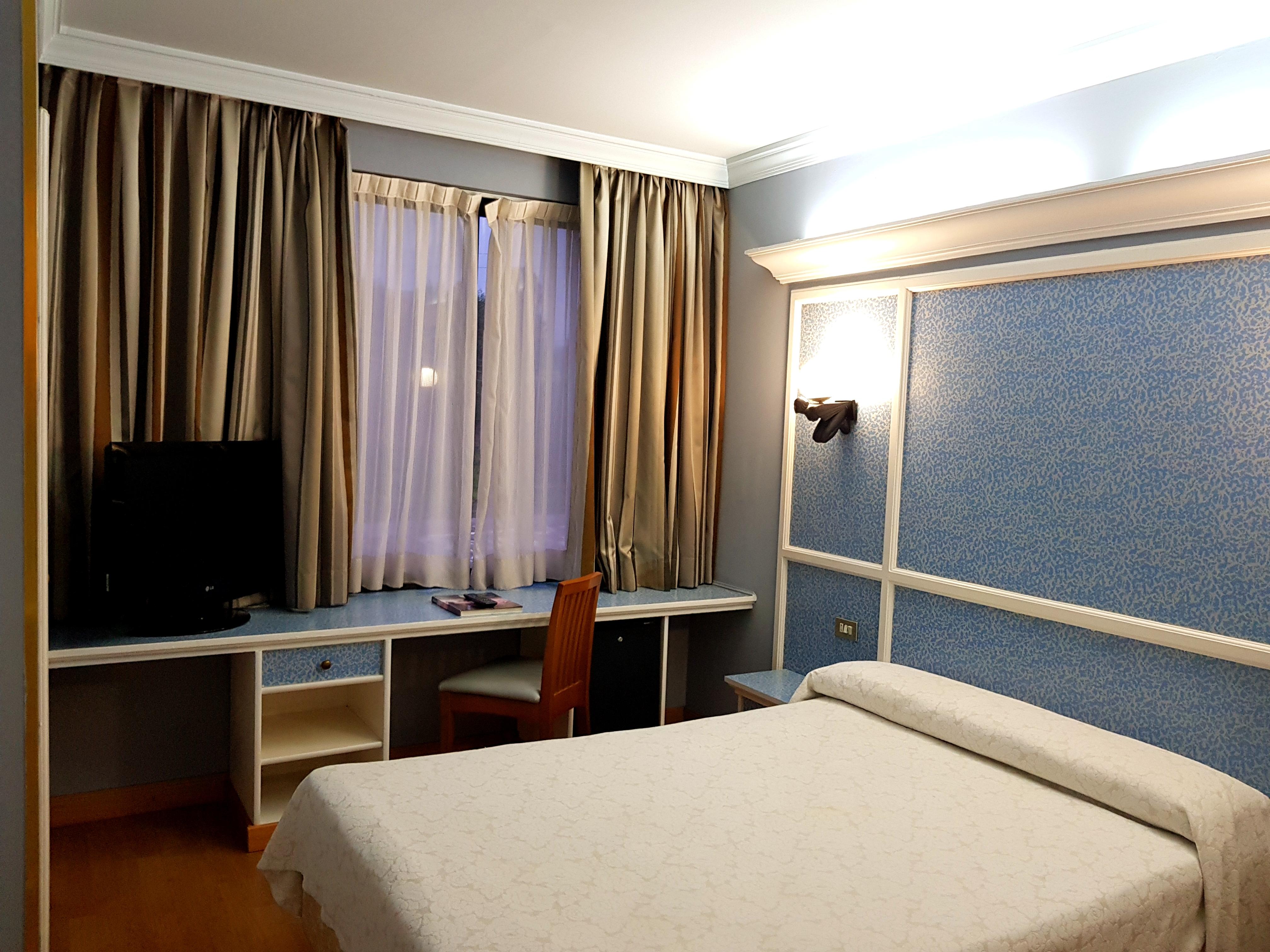 Hotel City House Las Lomas Ов'єдо Екстер'єр фото