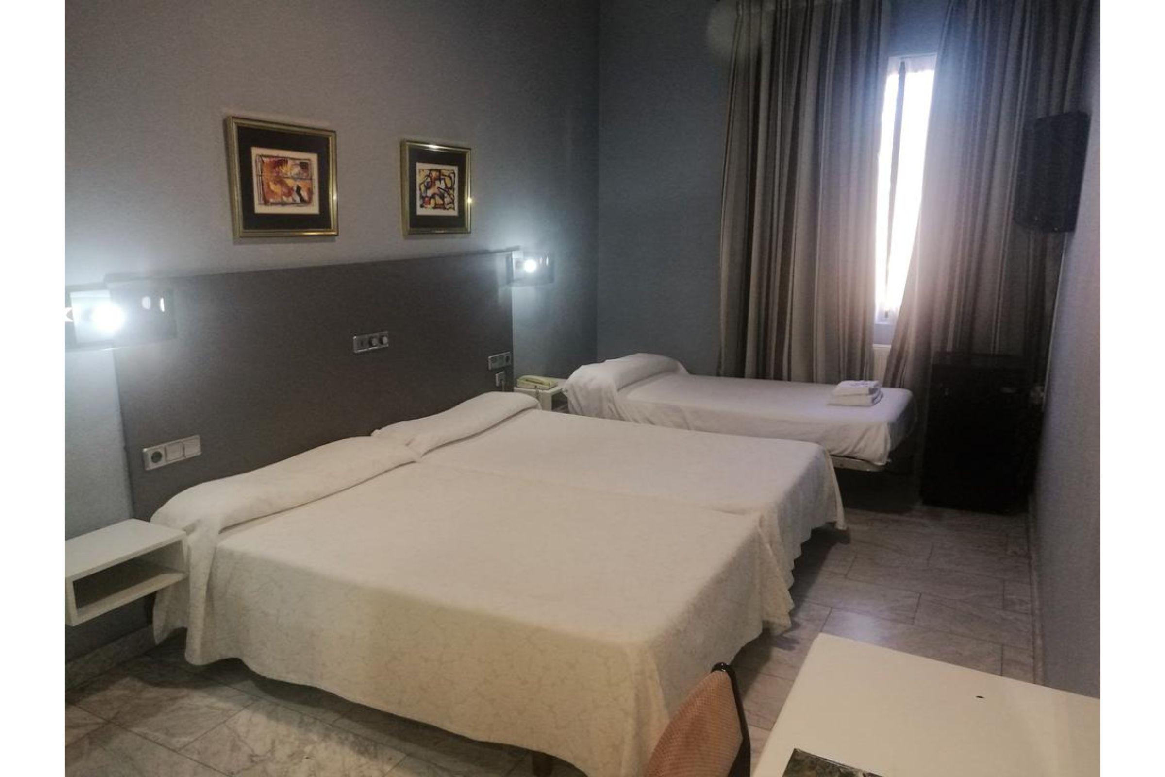 Hotel City House Las Lomas Ов'єдо Екстер'єр фото