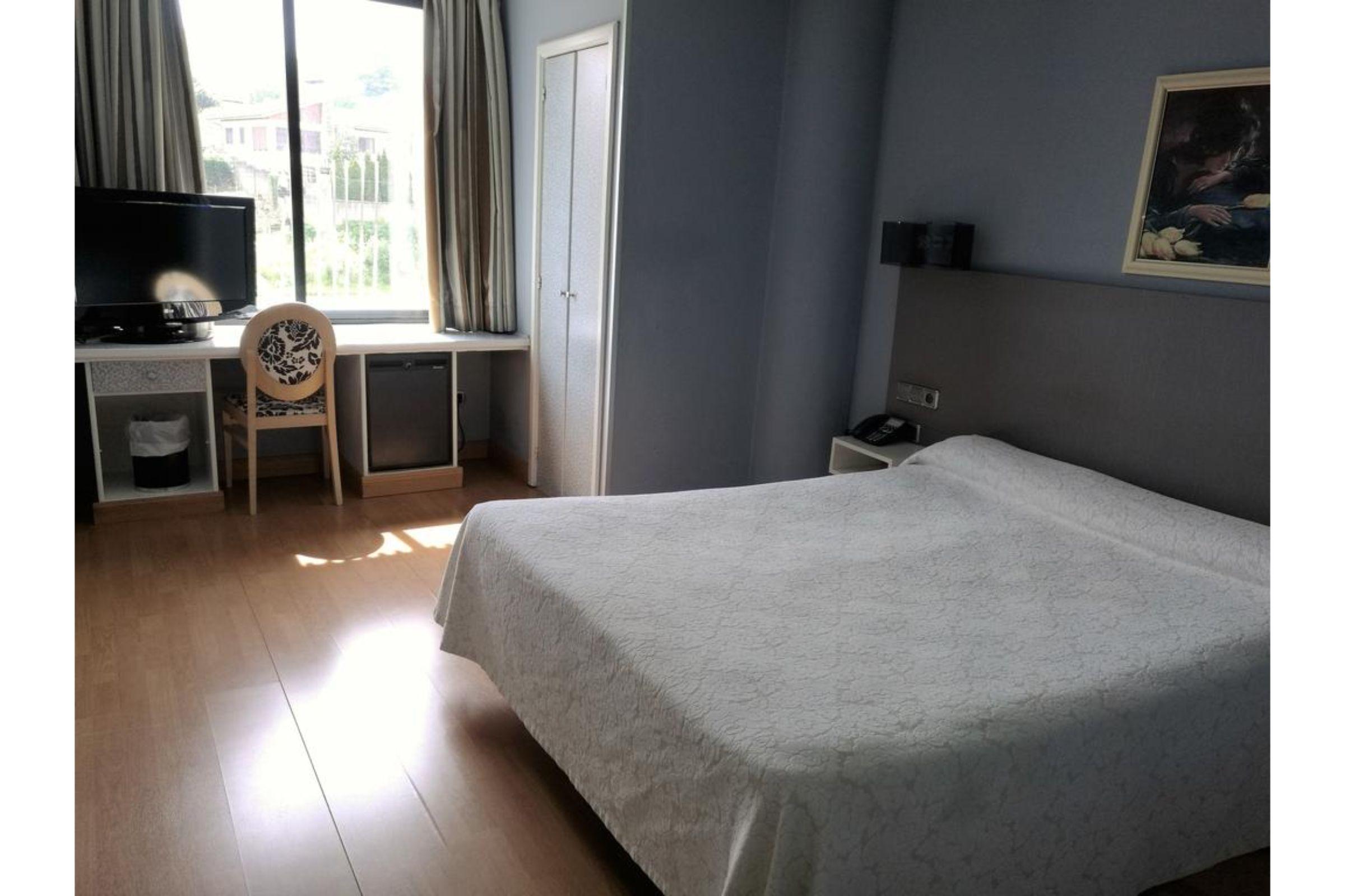 Hotel City House Las Lomas Ов'єдо Екстер'єр фото