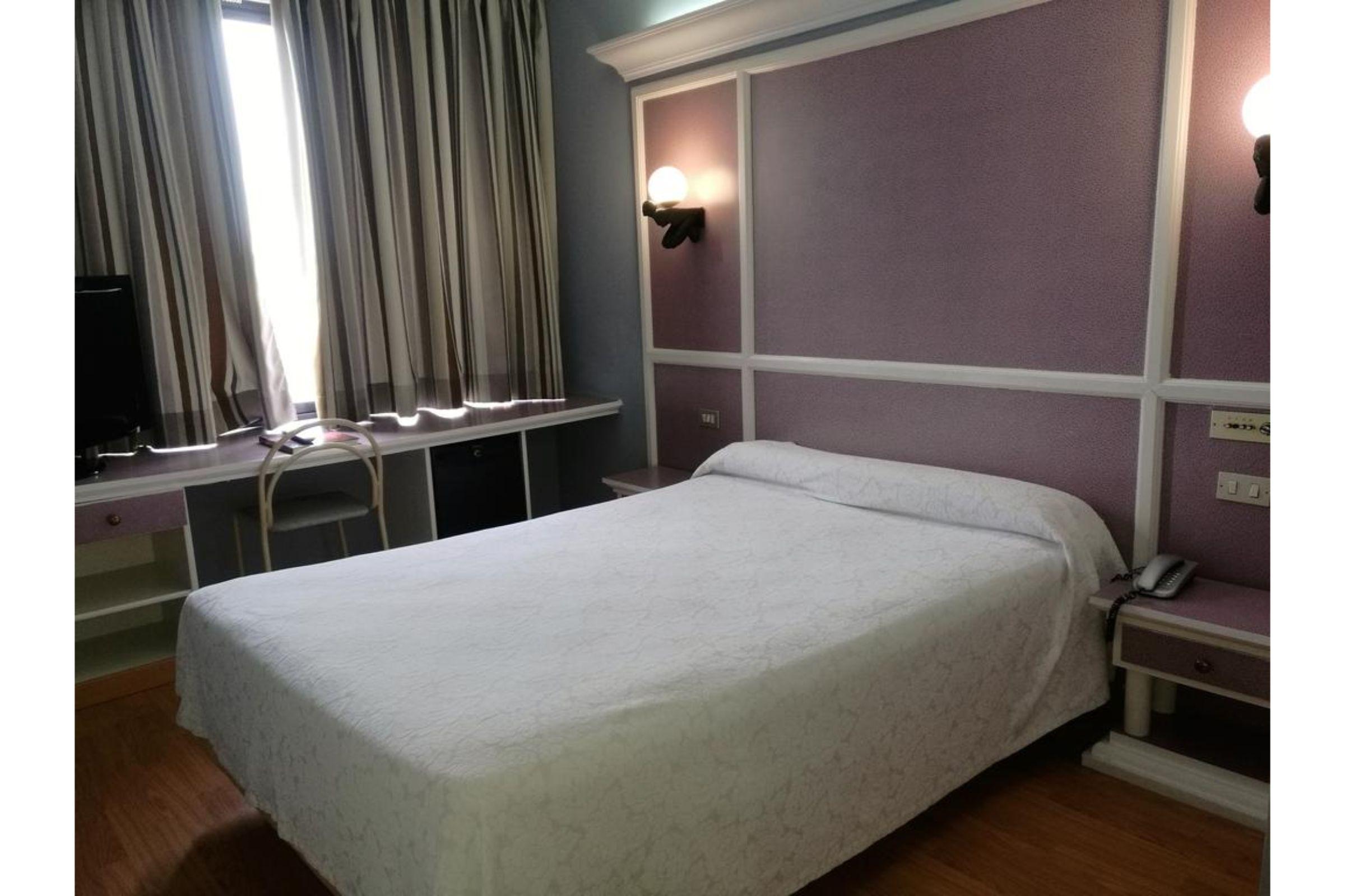 Hotel City House Las Lomas Ов'єдо Екстер'єр фото