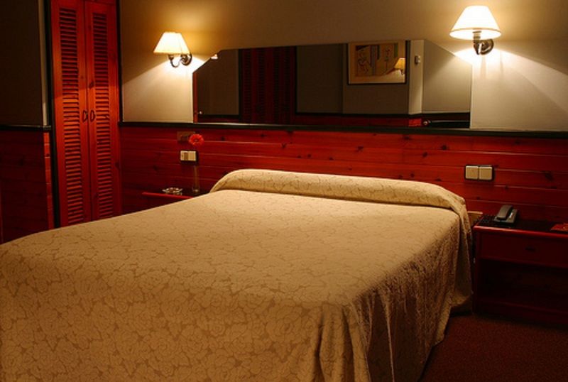 Hotel City House Las Lomas Ов'єдо Екстер'єр фото