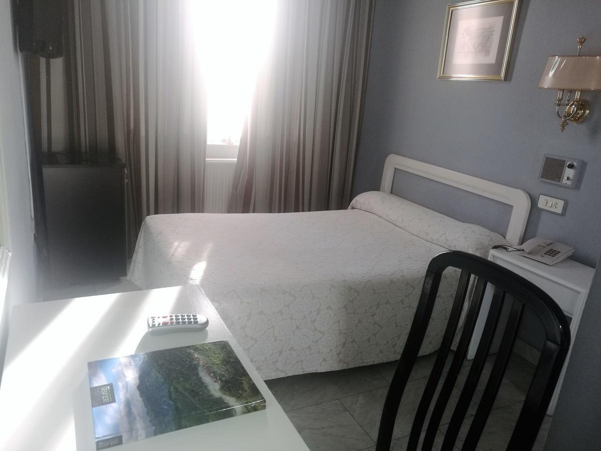 Hotel City House Las Lomas Ов'єдо Екстер'єр фото