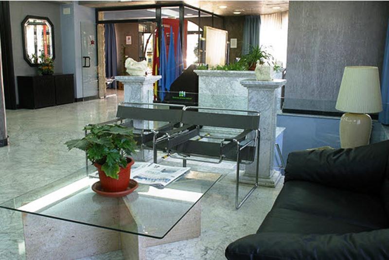 Hotel City House Las Lomas Ов'єдо Екстер'єр фото