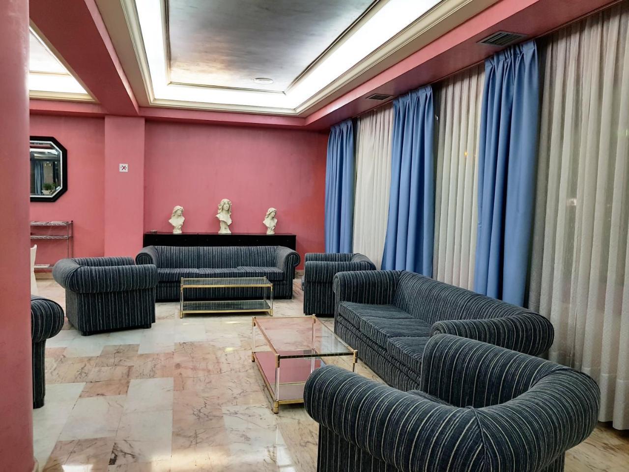 Hotel City House Las Lomas Ов'єдо Екстер'єр фото