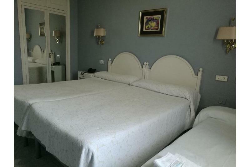 Hotel City House Las Lomas Ов'єдо Екстер'єр фото